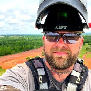 Meet your Posher, Casey